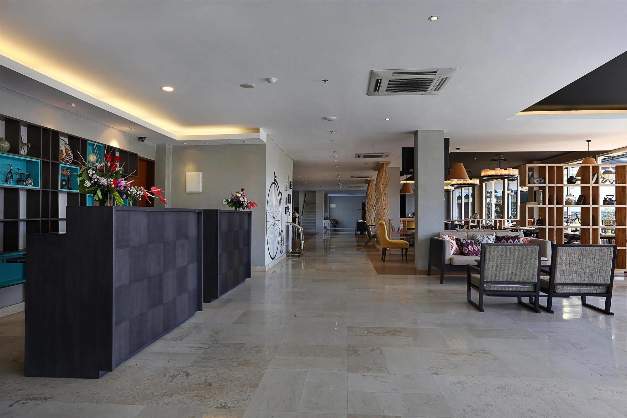 Azana Boutique Hotel Denpasar Ngoại thất bức ảnh