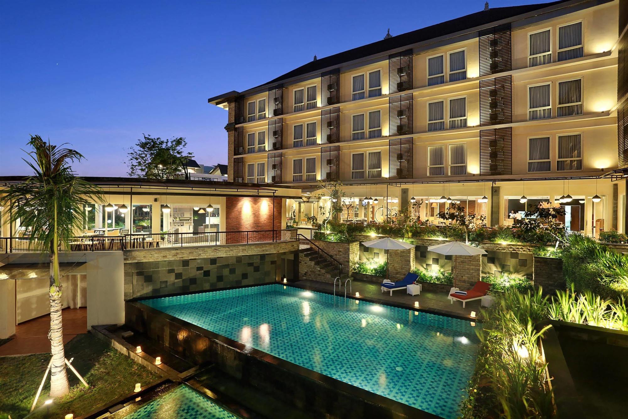 Azana Boutique Hotel Denpasar Ngoại thất bức ảnh