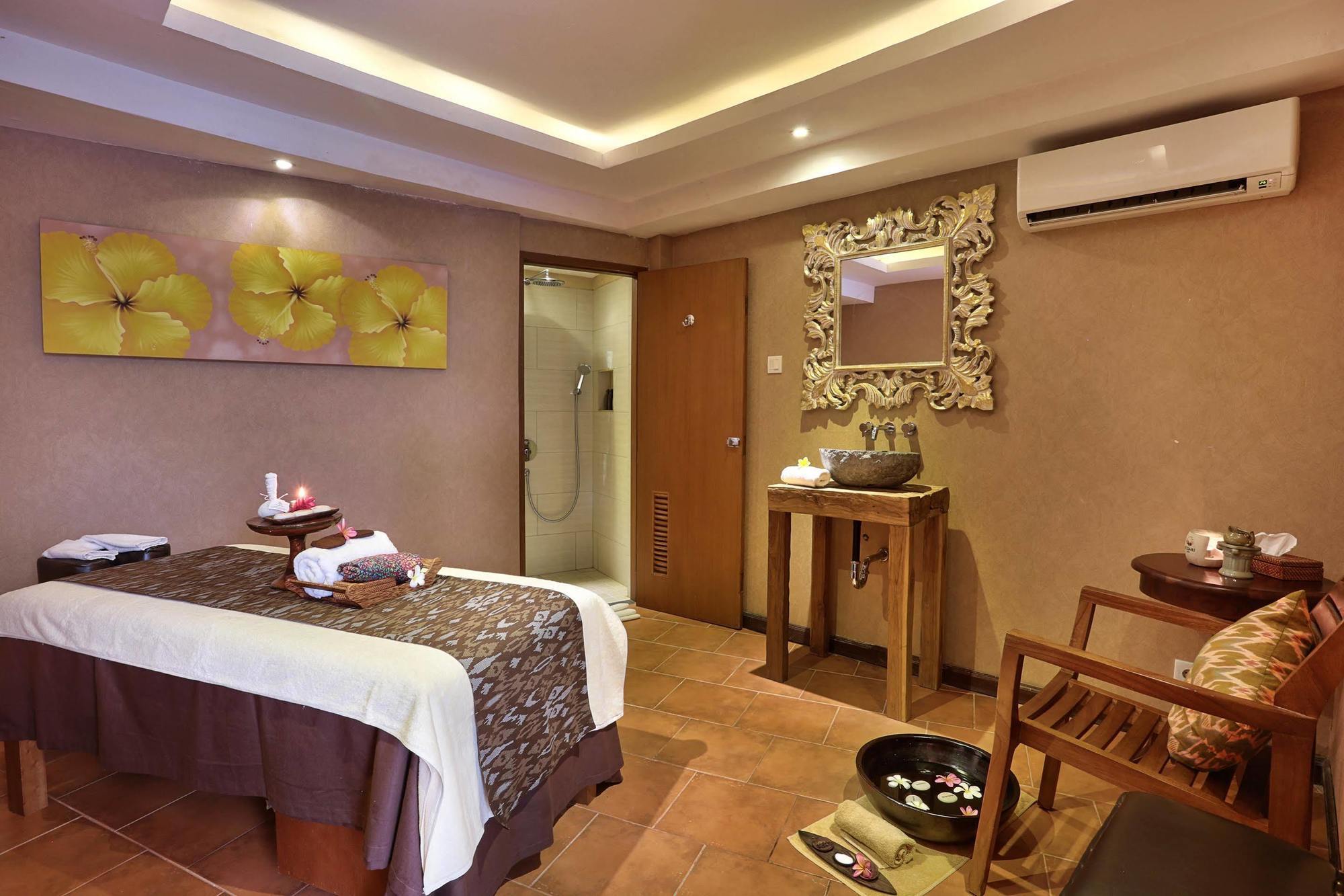 Azana Boutique Hotel Denpasar Ngoại thất bức ảnh